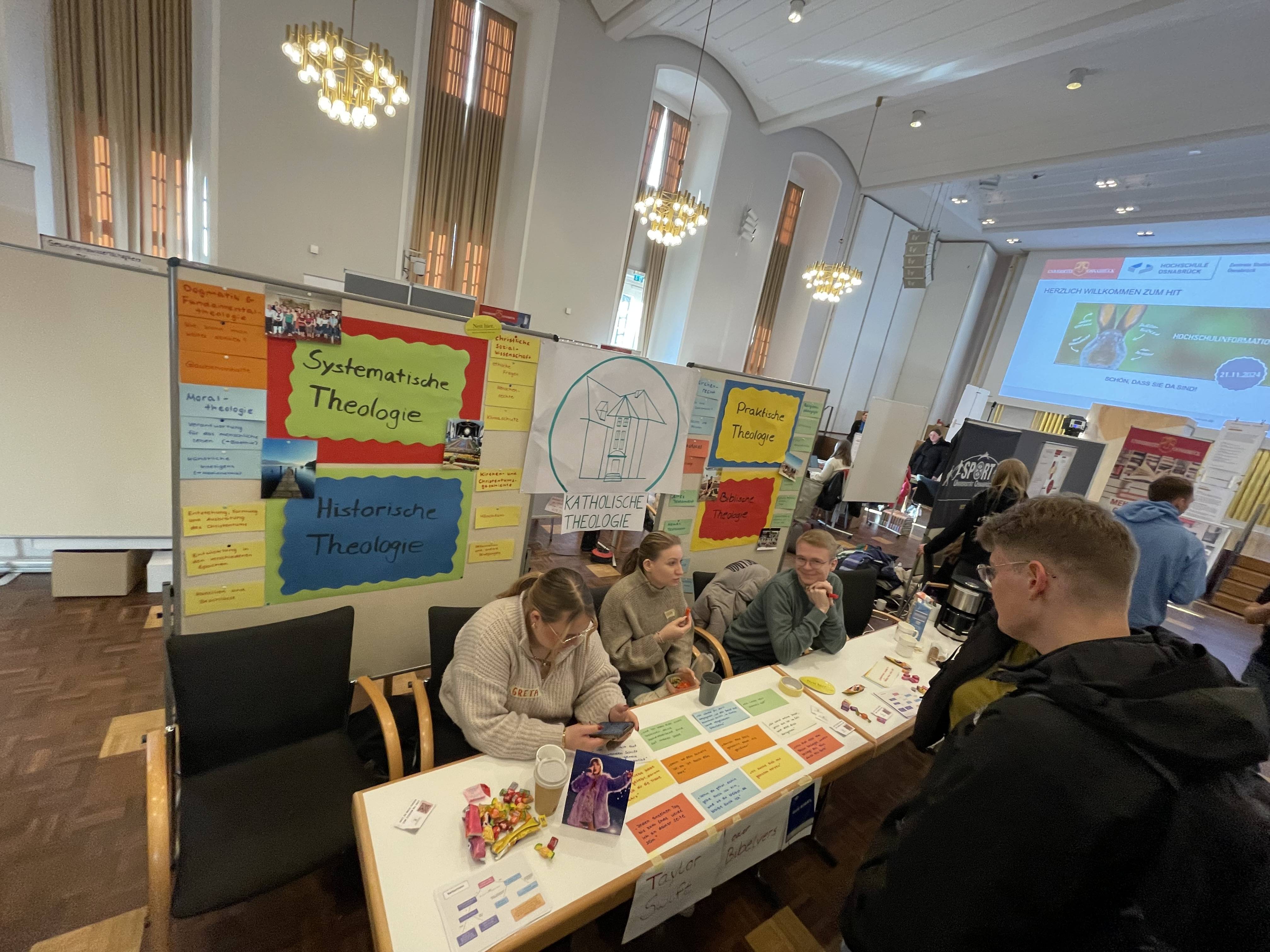 Bild vom Stand der Fachschaft katholische Theologie Bild vom Stand der Fachschaft katholische Theologie