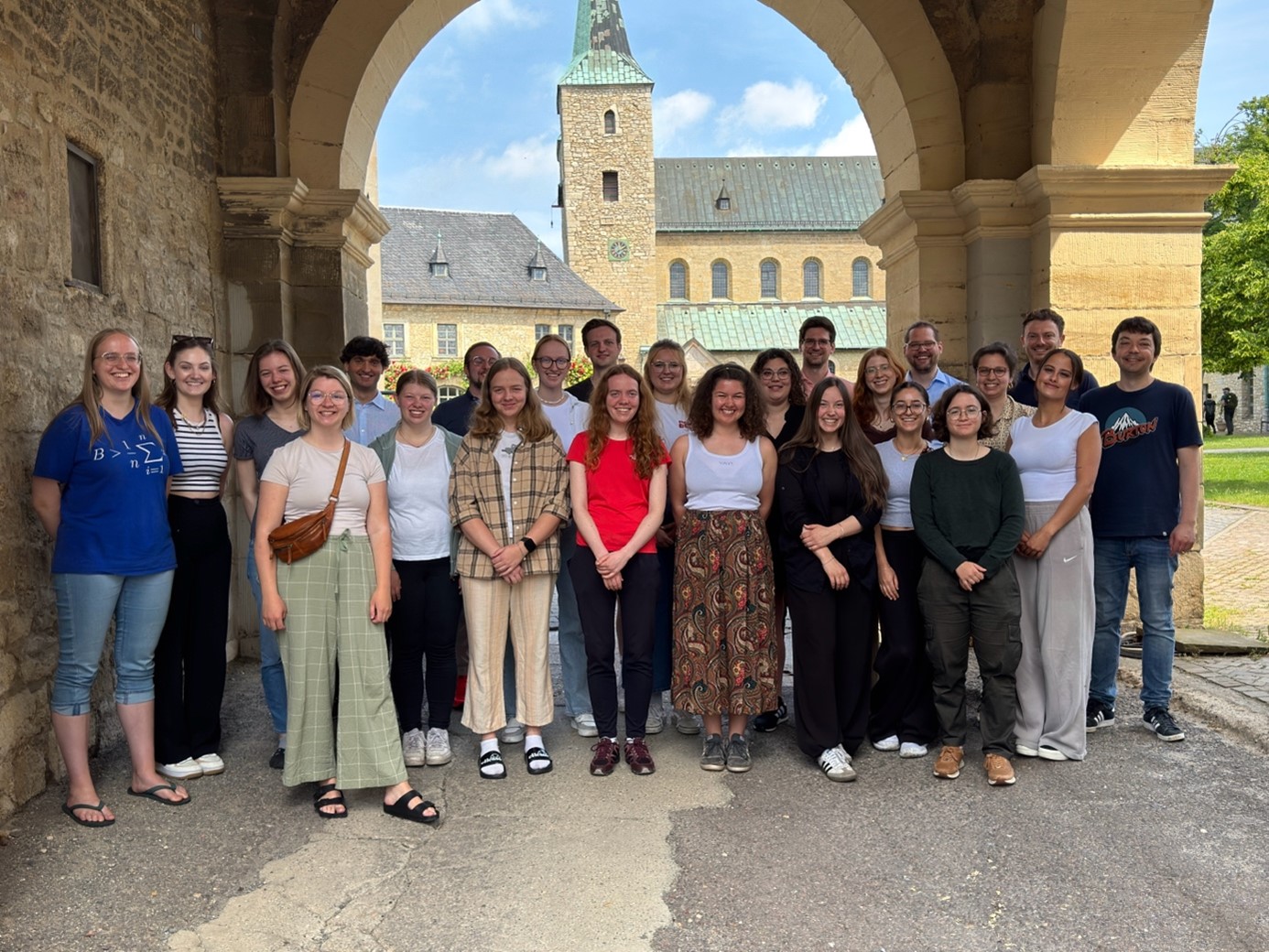 Die Teilnehmenden der Summer School 2025 (c) Universität Osnabrück | Ringo Müller, Erfurt Die Teilnehmenden der Summer School 2025 (c) Universität Osnabrück | Ringo Müller, Erfurt